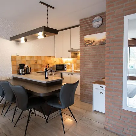 Puustpaus Apartman *